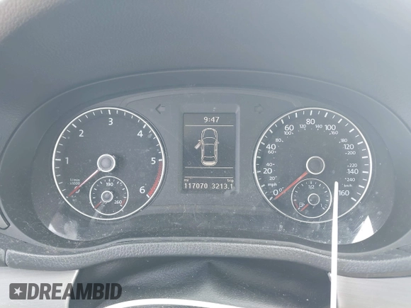 2014 Volkswagen Passat SE z VIN 1VWBN7A32EC003724, wystawiony jako IAAI lot #41890800 z przebiegiem 117 070 mil mil oraz . Historia ofert i sprzedaży dostępna na DreamBid. Obrazek 7.