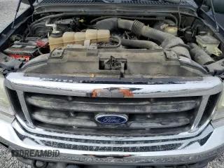 2003 Ford F-250 XL with VIN 1FTNX21L33EC53519, listed as a Copart auction lot 50188755 with 212,101 mi miles and Salvage title. Bid and sale history available at DreamBid. Image 11.