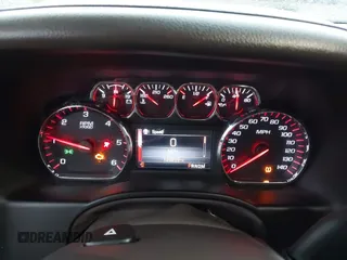 2015 GMC Yukon XL SLT with VIN 1GKS1HKC7FR223513, listed as a IAAI auction lot 40822575 with 128,239 mi miles. Bid and sale history available at carsss.com. Image 7.