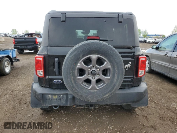 2024 Ford Bronco Big Bend z VIN 1FMDE7BH5RLA10657, wystawiony jako Copart lot #56905105 z przebiegiem 32 537 mil mil oraz Szkoda całkowita • Salvage title. Historia ofert i sprzedaży dostępna na DreamBid. Obrazek 6.