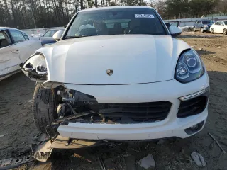 2016 Porsche Cayenne with VIN WP1AA2A29GKA13338, listed as a Copart auction lot 42319275 with 122,980 mi miles and Salvage Title. Bid and sale history available at carsss.com. Image 5.
