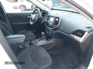 2016 Jeep Cherokee Latitude z VIN 1C4PJMCB7GW118036, wystawiony jako IAAI lot #41232593 z przebiegiem 114 880 mil mil oraz . Historia ofert i sprzedaży dostępna na DreamBid. Obrazek 5.