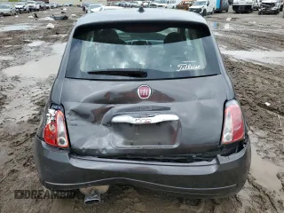 2016 FIAT 500 Pop z VIN 3C3CFFAR3GT248529, wystawiony jako Copart lot #50820465 z przebiegiem 135 870 mil mil oraz Szkoda całkowita • Salvage title. Historia ofert i sprzedaży dostępna na DreamBid. Obrazek 6.