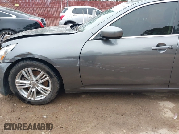 2013 Infiniti G37 Journey with VIN JN1CV6AP2DM726053, listed as a IAAI auction lot 41500122 with 119,409 mi miles. Bid and sale history available at carsss.com. Image 17.
