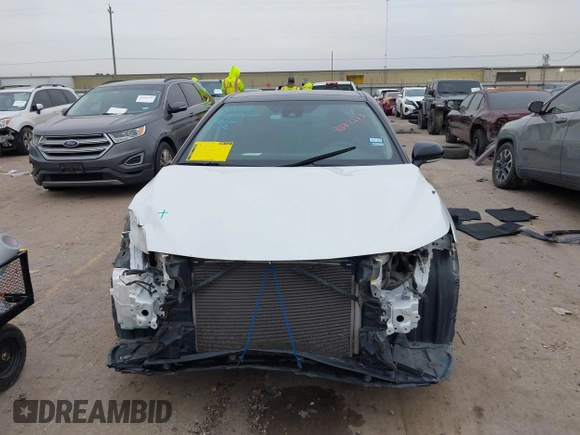 2019 Toyota Camry XSE with VIN 4T1B61HK0KU278004, listed as a IAAI auction lot 41582273 with 73,270 mi miles. Bid and sale history available at carsss.com. Image 13.