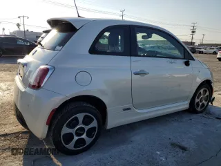 2018 FIAT 500e with VIN 3C3CFFGE7JT377367, listed as a Copart auction lot 88474685 with 34,428 mi miles and Salvage Title. Bid and sale history available at carsss.com. Image 3.