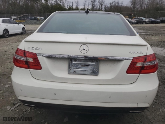2011 Mercedes-Benz E-Class E 550 Luxury with VIN WDDHF9AB8BA472925, listed as a Copart auction lot 43640085 with 143,121 mi miles and Clean Title. Bid and sale history available at carsss.com. Image 6.