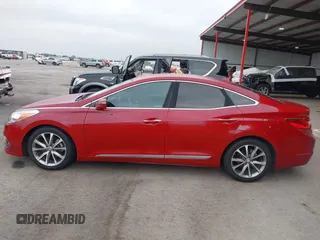2015 Hyundai Azera with VIN KMHFG4JG1FA488009, listed as a IAAI auction lot 41864544 with 99,358 mi miles and . Bid and sale history available at carsss.com. Image 14.