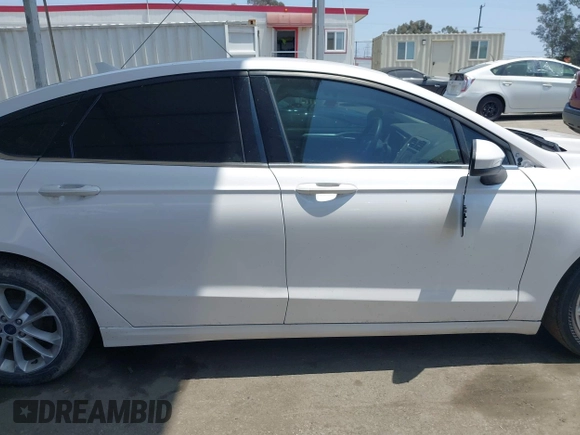 2020 Ford Fusion SE with VIN 3FA6P0LU9LR227928, listed as a IAAI auction lot 42445186 with 59,431 mi miles and . Bid and sale history available at DreamBid. Image 13.