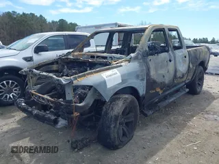 2016 Ram 1500 Sport z VIN 1C6RR7HTXGS151096, wystawiony jako IAAI lot #41661661 z przebiegiem Nie podano mil oraz . Historia ofert i sprzedaży dostępna na DreamBid. Obrazek 2.