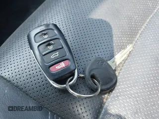 2007 Hyundai Veracruz GLS z VIN KM8NU13C67U028065, wystawiony jako IAAI lot #42313289 z przebiegiem 149 802 mil mil oraz . Historia ofert i sprzedaży dostępna na DreamBid. Obrazek 11.