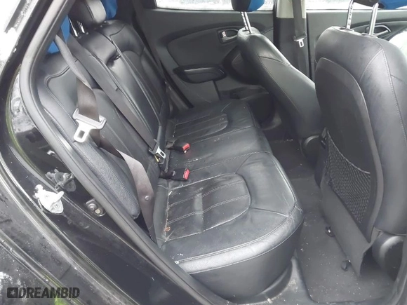 2015 Hyundai Tucson SE with VIN KM8JU3AG5FU965245, listed as a IAAI auction lot 41565341 with 197,787 mi miles. Bid and sale history available at carsss.com. Image 8.