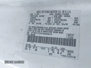 2000 Ford F-150 XL z VIN 1FTZF1724YNA84616, wystawiony jako IAAI lot #41999334 z przebiegiem Nie podano mil oraz . Historia ofert i sprzedaży dostępna na DreamBid. Obrazek 9.