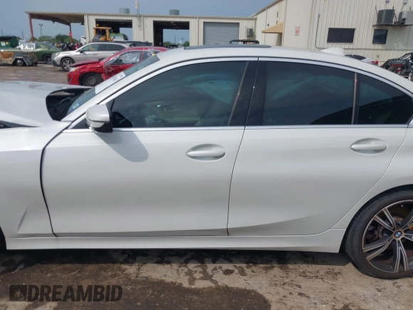 2021 BMW 3 Series 330i with VIN 3MW5R1J09M8C08399, listed as a IAAI auction lot 42483945 with 16,049 mi miles and . Bid and sale history available at DreamBid. Image 14.