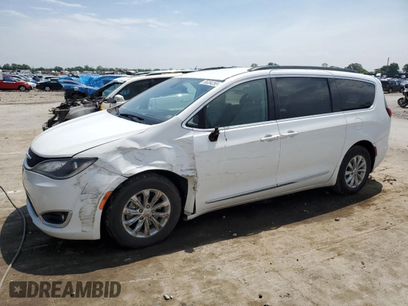 2017 Chrysler Pacifica Touring L with VIN 2C4RC1BG8HR526778, listed as a Copart auction lot 55334255 with 241,302 mi miles and Salvage Title. Bid and sale history available at DreamBid. Image 1.