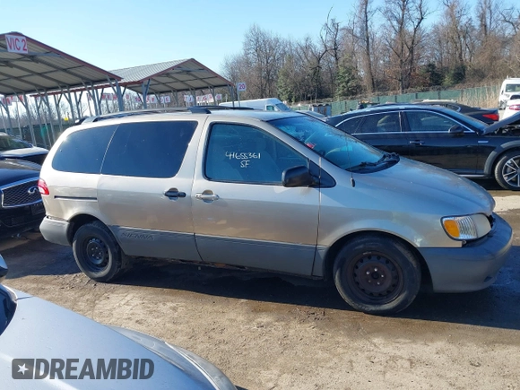 2003 Toyota Sienna LE with VIN 4T3ZF13C03U524122, listed as a IAAI auction lot 41655361 with 216,256 mi miles. Bid and sale history available at carsss.com. Image 13.