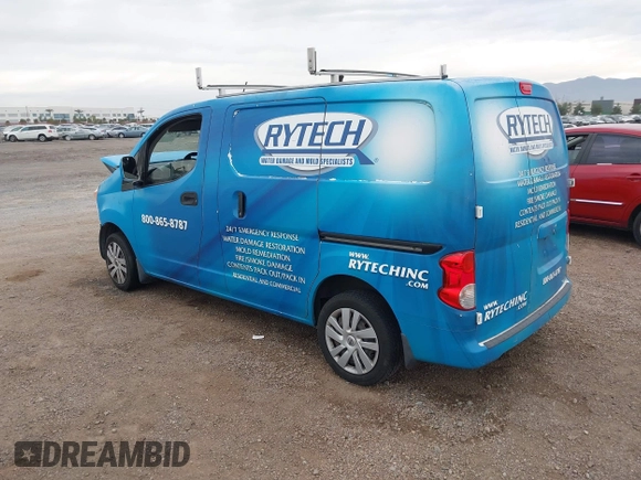 2019 Nissan NV200 S z VIN 3N6CM0KN8KK696187, wystawiony jako IAAI lot #41688850 z przebiegiem 126 602 mil mil oraz . Historia ofert i sprzedaży dostępna na DreamBid. Obrazek 3.