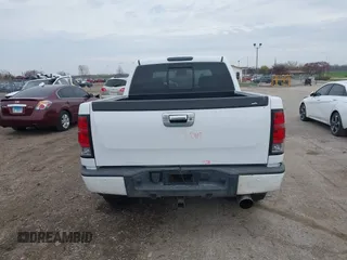 2007 GMC Sierra Denali z VIN 2GTEK638671689948, wystawiony jako IAAI lot #41963753 z przebiegiem 192 416 mil mil oraz . Historia ofert i sprzedaży dostępna na DreamBid. Obrazek 16.