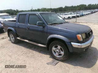 2000 Nissan Frontier XE z VIN 1N6ED27TXYC375617, wystawiony jako IAAI lot #42411448 z przebiegiem 381 933 mil mil oraz . Historia ofert i sprzedaży dostępna na DreamBid. Obrazek 1.