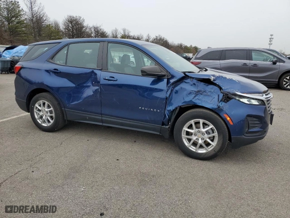 2022 Chevrolet Equinox LS with VIN 2GNAXSEV4N6106117, listed as a Copart auction lot 86970264 with 41,584 mi miles and Salvage Title. Bid and sale history available at carsss.com. Image 4.