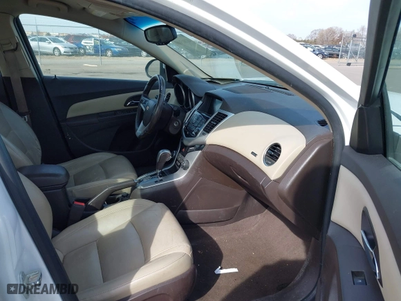 2015 Chevrolet Cruze LT with VIN 1G1PE5SB1F7243661, listed as a IAAI auction lot 41803060 with 150,559 mi miles. Bid and sale history available at carsss.com. Image 5.