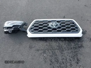 2023 Toyota Tacoma SR z VIN 3TMCZ5AN0PM541700, wystawiony jako IAAI lot #41819408 z przebiegiem 14 216 mil mil oraz . Historia ofert i sprzedaży dostępna na DreamBid. Obrazek 12.
