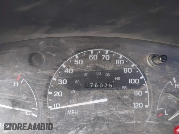 1996 Ford Ranger XL with VIN 1FTCR10A4TUD14085, listed as a IAAI auction lot 41442291 with 176,025 mi miles and . Bid and sale history available at DreamBid. Image 7.