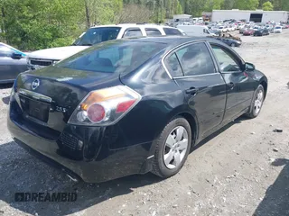 2007 Nissan Altima 2.5 with VIN 1N4AL21E27C111794, listed as a IAAI auction lot 42027082 with 185,656 mi miles. Bid and sale history available at carsss.com. Image 4.