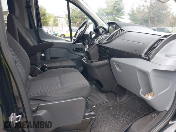 2018 Ford Transit Passenger XL с VIN 1FBZX2YM8JKB02131, выставлен на аукционе IAAI как лот 41794951 с пробегом 70 267 миль миль и . История ставок и продаж доступна на DreamBid. Изображение 5.