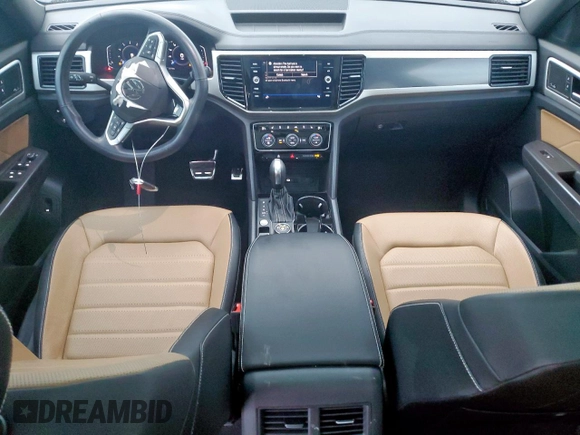 2022 Volkswagen Atlas SEL Premium R-Line with VIN 1V2FE2CA6NC220596, listed as a Copart auction lot 58773465 with 13,119 mi miles and Salvage title. Bid and sale history available at DreamBid. Image 8.