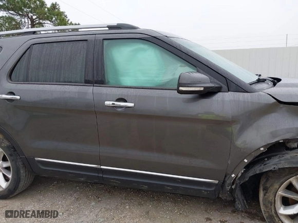 2015 Ford Explorer Limited with VIN 1FM5K7F85FGB30809, listed as a IAAI auction lot 41499836 with 102,332 mi miles. Bid and sale history available at carsss.com. Image 14.