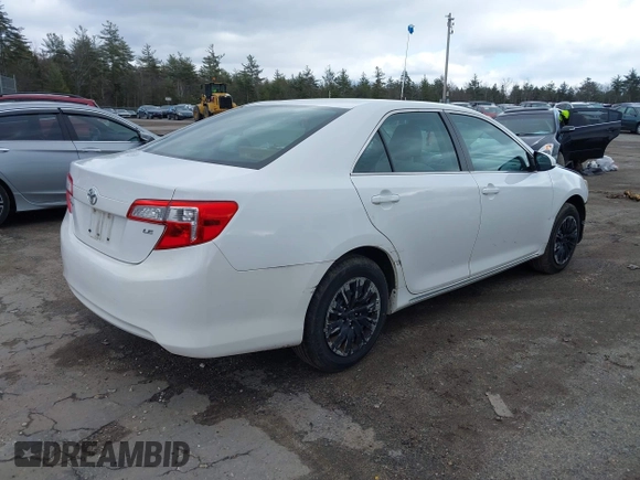 2013 Toyota Camry L with VIN 4T1BF1FK0DU270720, listed as a IAAI auction lot 41977020 with 182,058 mi miles. Bid and sale history available at carsss.com. Image 4.