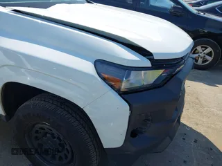 2023 Chevrolet Colorado 2WD Work Truck с VIN 1GCGSBEC3P1133430, выставлен на аукционе IAAI как лот 42001554 с пробегом 26 572 миль миль и . История ставок и продаж доступна на DreamBid. Изображение 17.