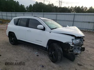 2015 Jeep Compass Latitude with VIN 1C4NJCEB9FD264284, listed as a Copart auction lot 76277334 with 104,275 mi miles and Salvage Title. Bid and sale history available at carsss.com. Image 4.