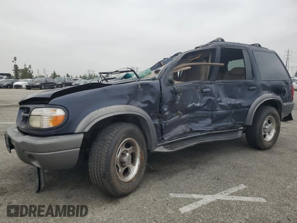 1999 Ford Explorer XLT with VIN 1FMZU34E6XZC14009, listed as a Copart auction lot 55251525 with 253,681 mi miles and Salvage title. Bid and sale history available at DreamBid. Image 1.