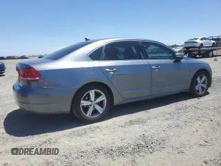 2013 Volkswagen Passat SE z VIN 1VWBP7A32DC036067, wystawiony jako Copart lot #57707025 z przebiegiem 168 751 mil mil oraz Szkoda całkowita • Salvage title. Historia ofert i sprzedaży dostępna na DreamBid. Obrazek 3.
