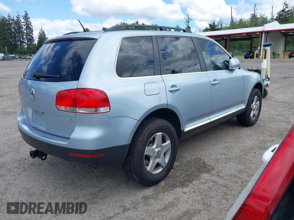 2007 Volkswagen Touareg V6 z VIN WVGZE77L37D001840, wystawiony jako IAAI lot #42323795 z przebiegiem 176 486 mil mil oraz . Historia ofert i sprzedaży dostępna na DreamBid. Obrazek 4.
