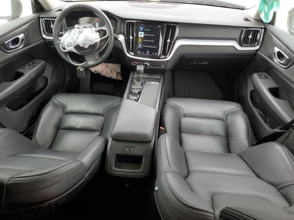 2020 Volvo V60 z VIN YV4102WK5L1030373, wystawiony jako Copart lot #88530625 z przebiegiem 37 296 mil mil oraz Nie do naprawy • Non repairable. Historia ofert i sprzedaży dostępna na DreamBid. Obrazek 8.