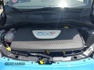 2015 FIAT 500e с VIN 3C3CFFGE6FT732844, выставлен на аукционе IAAI как лот 42212123 с пробегом 34 733 миль миль и . История ставок и продаж доступна на DreamBid. Изображение 10.