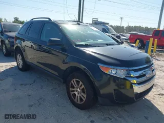 2012 Ford Edge SE with VIN 2FMDK3GC0CBA57889, listed as a IAAI auction lot 42074102 with 173,576 mi miles. Bid and sale history available at carsss.com. Image 1.