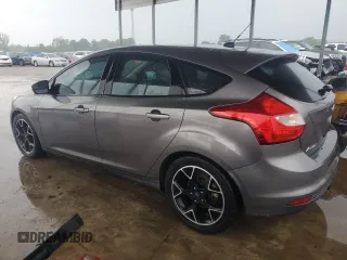 2014 Ford Focus SE with VIN 1FADP3K29EL191118, listed as a Copart auction lot 55172285 with 132,324 mi miles and Clean Title. Bid and sale history available at carsss.com. Image 2.