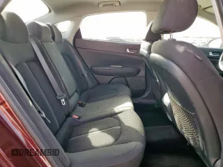 2020 Kia Optima LX z VIN 5XXGT4L32LG383588, wystawiony jako Copart lot #49146715 z przebiegiem 94 172 mil mil oraz Szkoda całkowita • Salvage title. Historia ofert i sprzedaży dostępna na DreamBid. Obrazek 10.