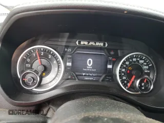 2019 Ram 1500 Laramie with VIN 1C6SRFDT2KN751846, listed as a Copart auction lot 42553385 with 200,127 mi miles and Clean Title. Bid and sale history available at carsss.com. Image 9.