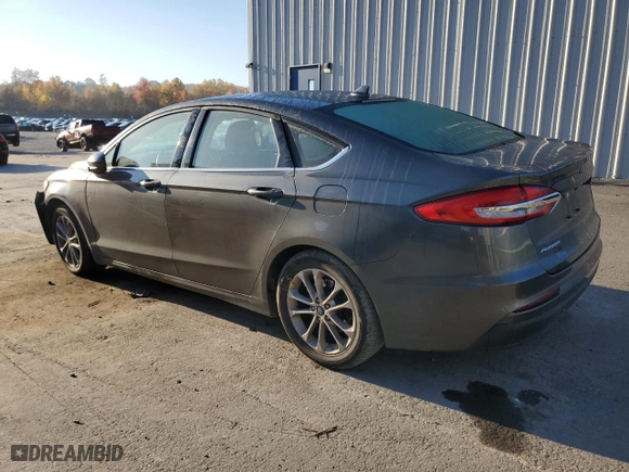 2019 Ford Fusion SE with VIN 3FA6P0HD0KR245435, listed as a Copart auction lot 76979464 with 62,221 mi miles and Salvage Title. Bid and sale history available at carsss.com. Image 2.