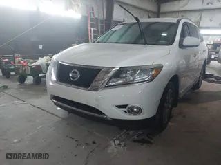 2016 Nissan Pathfinder S with VIN 5N1AR2MN1GC638872, listed as a IAAI auction lot 41614587 with 92975 miles. Bid and sale history available at carsss.com. Image 17.