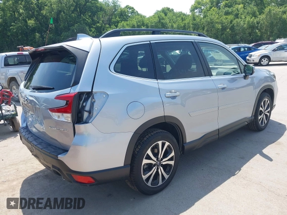 2021 Subaru Forester Limited with VIN JF2SKASC6MH565975, listed as a IAAI auction lot 42457391 with 47,318 mi miles and . Bid and sale history available at DreamBid. Image 4.