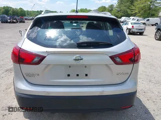 2017 Nissan Rogue SL with VIN JN1BJ1CR4HW119221, listed as a IAAI auction lot 42225236 with 172,171 mi miles and . Bid and sale history available at DreamBid. Image 16.