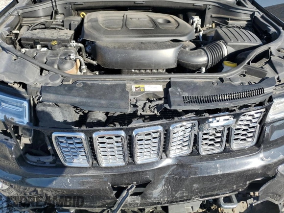 2020 Jeep Grand Cherokee Overland with VIN 1C4RJFCG2LC230688, listed as a Copart auction lot 86249654 with 67,882 mi miles and Salvage Title. Bid and sale history available at carsss.com. Image 12.