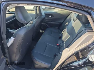 2023 Toyota Prius LE z VIN JTDADABU7P3002593, wystawiony jako Copart lot #48176675 z przebiegiem 10 726 mil mil oraz Szkoda całkowita • Salvage title. Historia ofert i sprzedaży dostępna na DreamBid. Obrazek 11.