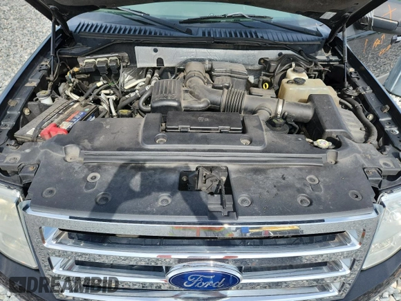 2011 Ford Expedition XL with VIN 1FMJU1G55BEF00267, listed as a Copart auction lot 61445035 with 228,536 mi miles and Salvage title. Bid and sale history available at DreamBid. Image 12.